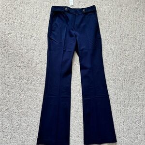 NWT! Women’s LOFT tab-waist, bootcut bi-stretch pants, navy, size 2